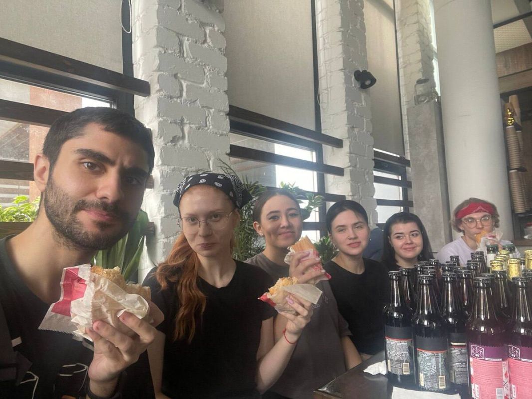 ��� ������� ����� ���� ����� � ������������ ��������� � 25 �����