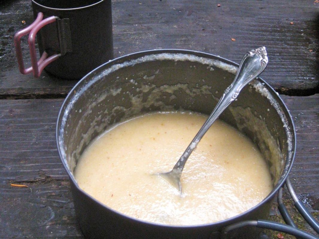 Как сварить идеальную манную кашу: секреты и советы