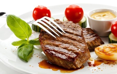 Ошибки, которые портят ваш стейк: как избежать разочарования на кухне