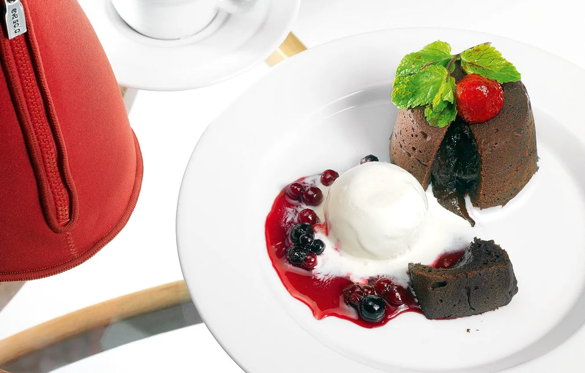 Шоколадные десерты, которые добавят огня в День влюблённых