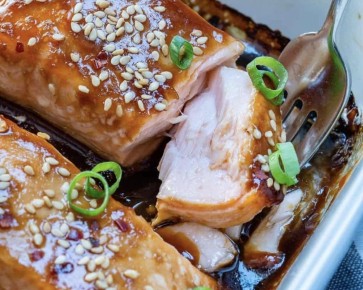 Потрясающий лосось в соусе терияки за 20 минут