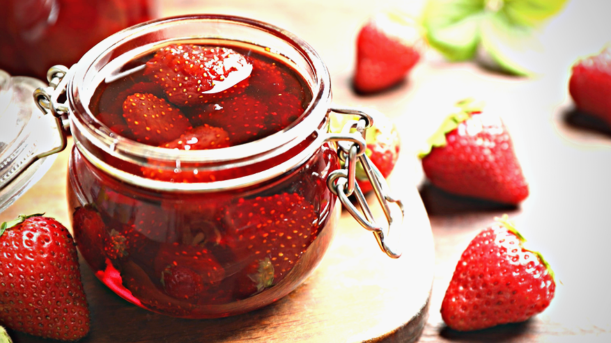 Как сварить клубничное варенье, сохранив ягоды целыми и вкусными