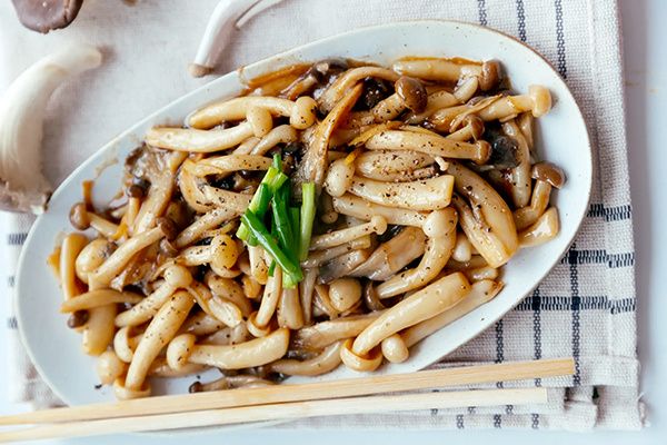 Узнайте секреты быстрого и ароматного китайского грибного стир-фрая