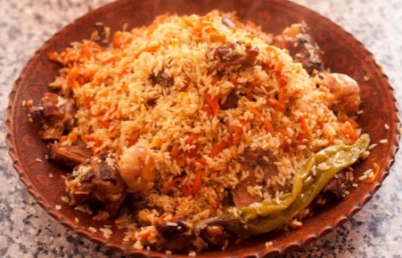 Гастрономическое путешествие по Баку: что стоит попробовать в Азербайджане