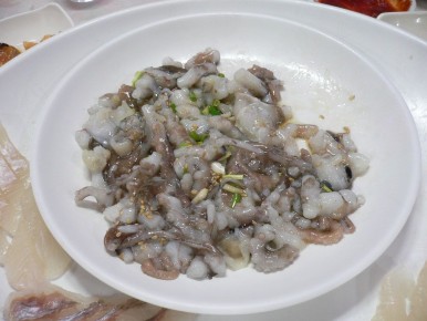 Саннакчи: искусство поедания живого осьминога в Корее