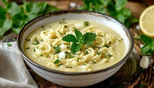 Откройте для себя авголемоно: вкусный суп из Греции, который стоит попробовать