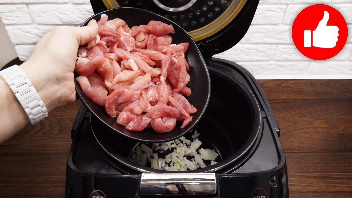 Попробуйте свинину с помидорами и перцем в мультиварке для отличного ужина