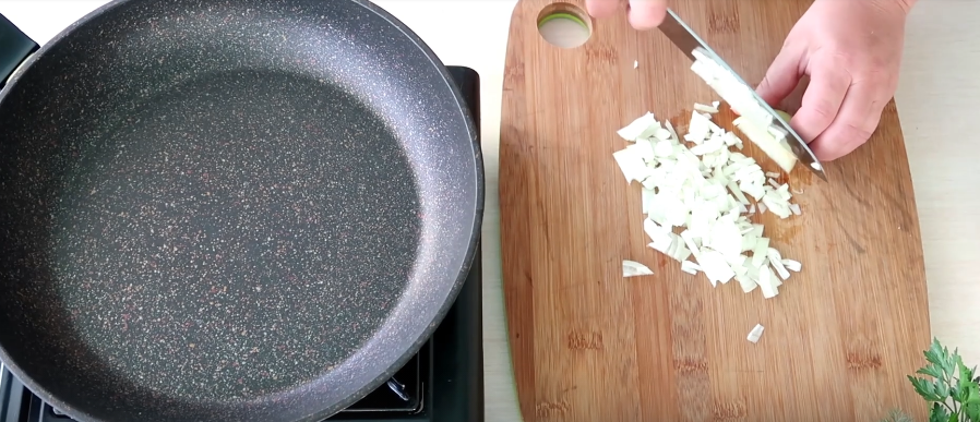 Котлеты по-гомельски: сочное блюдо для любых мероприятий