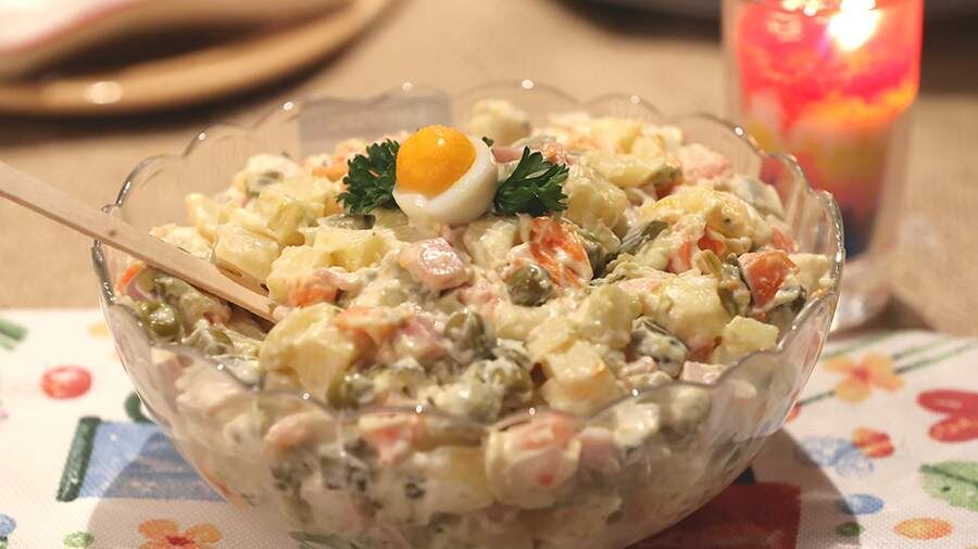 Селедка под шубой – самый выгодный выбор на Новый год