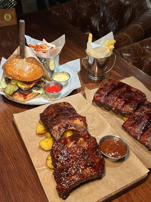 ����� � ����� Coca Cola � Jack Daniels, ������� ����� ����������� � ����������