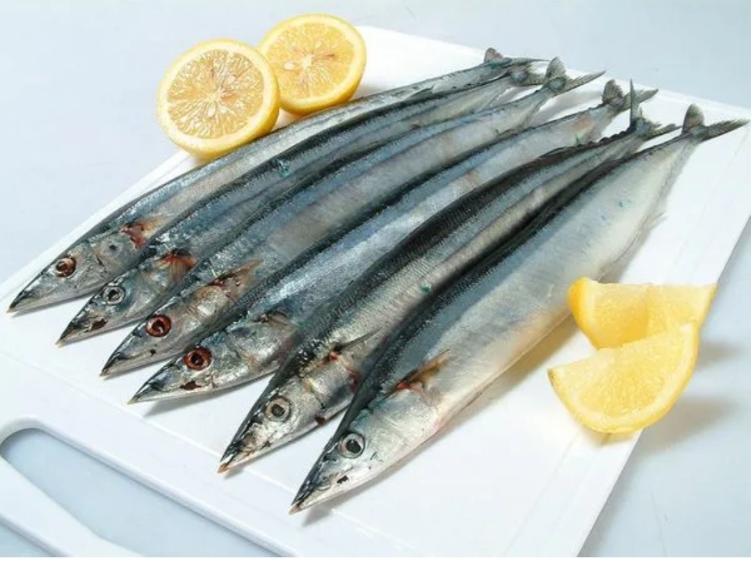 Салат с сайрой: быстрое и вкусное решение для вашего стола