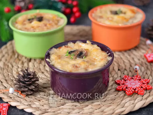 Удивите гостей на празднике: жульены в кокотницах