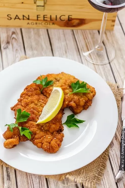 Как приготовить идеальный шницель из свинины