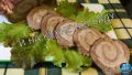 Необычный рулет из свинины с пряностями для вашего стола